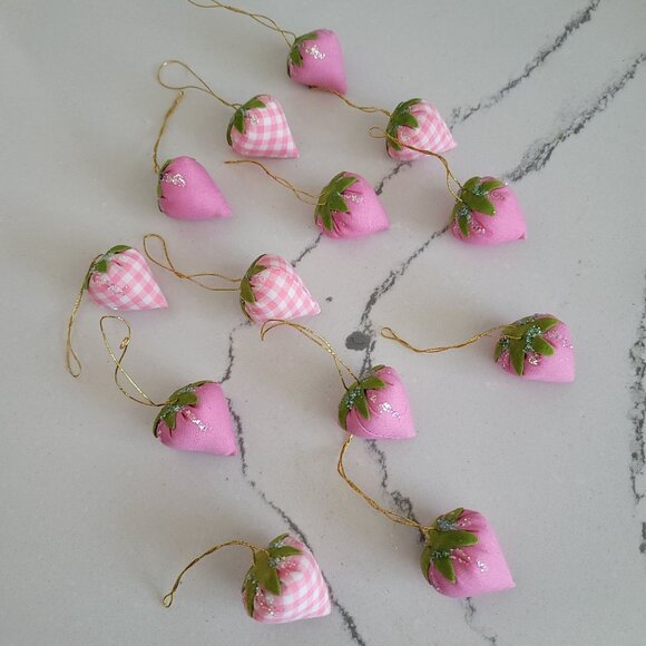 hand made fabric pink & checkered glitter strawberry hanging ornament Christmas - Picture 4 of 4
